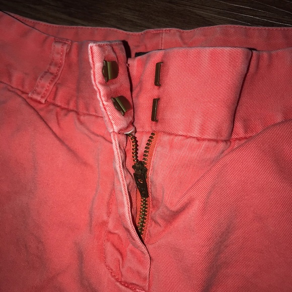 SOLD🇺🇸SALE🇺🇸
Coral J. Crew shorts🌼 - Picture 6 of 8